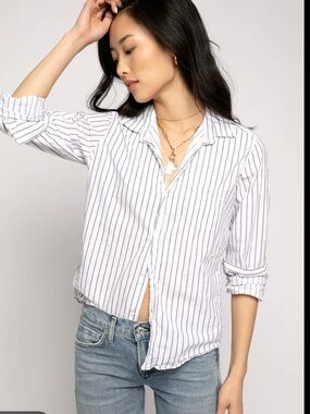 Frank & Eileen | Rare Classic Wowed in Italy White Shirt with blue stripes